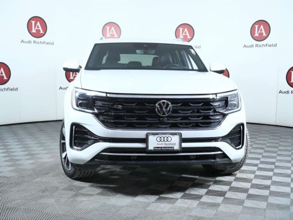 Used 2024 Volkswagen Atlas Cross Sport 2.0T SEL Premium R-Line SUV