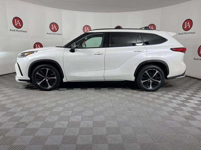 2021 Toyota Highlander XSE photo 4