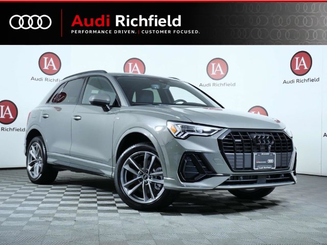 2025 Audi Q3 S Line Premium