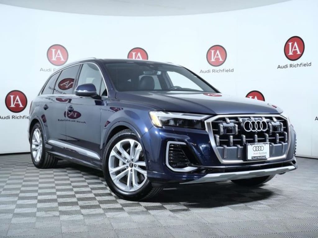 Used 2025 Audi Q7 55 Premium Plus SUV