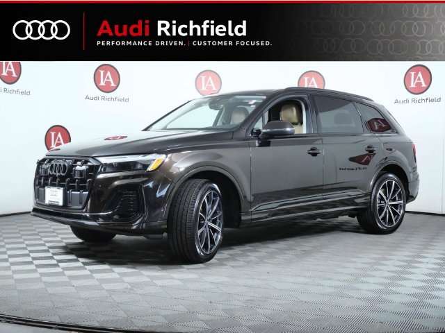 Used 2025 Audi Q7 45 Premium Plus SUV