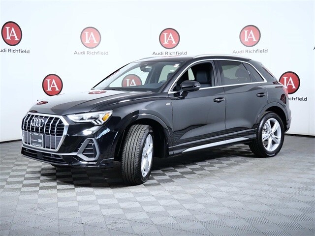 2024 Audi Q3 Premium Plus S line photo 4