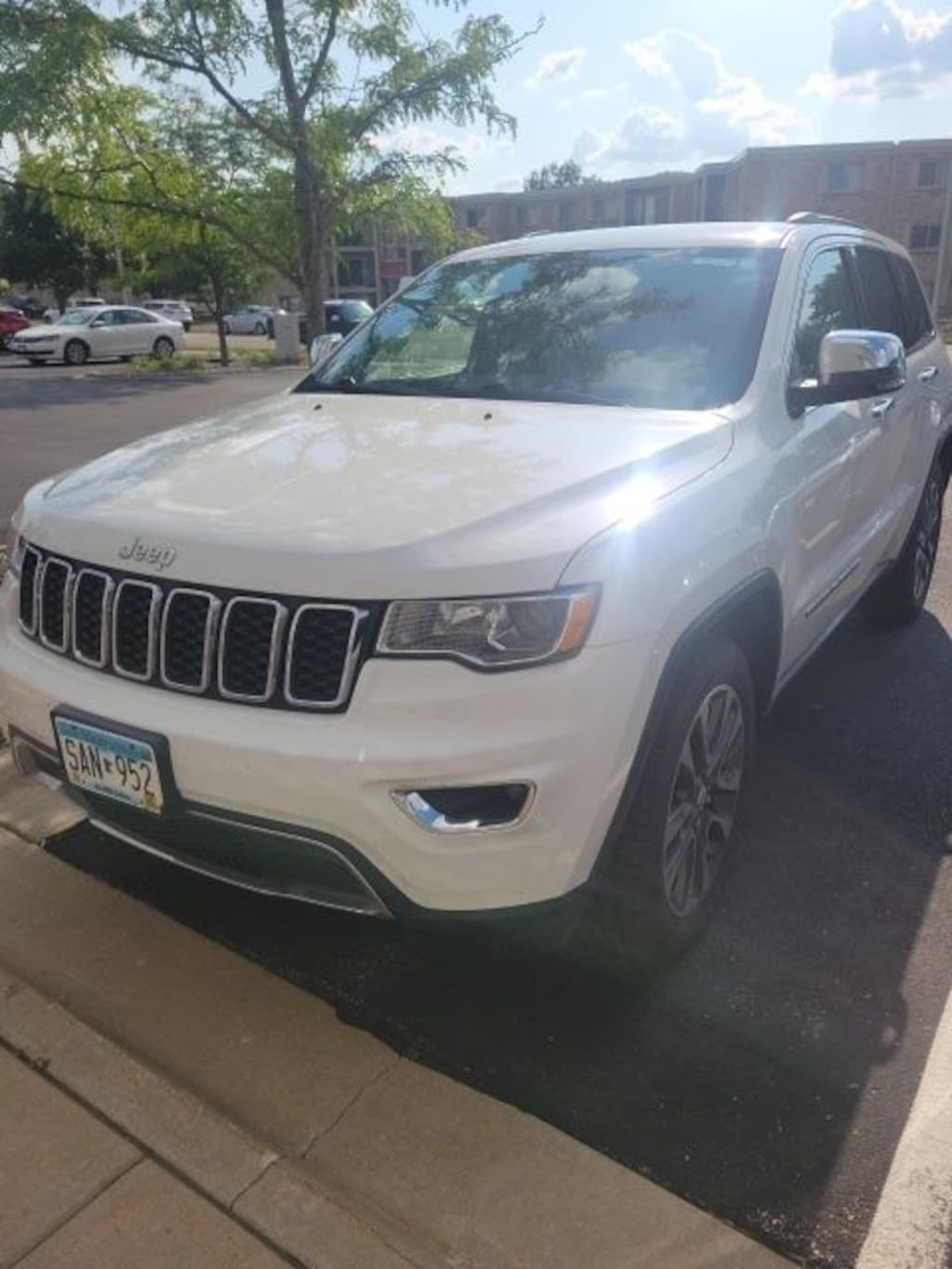 Used 2018 Jeep Grand Cherokee Limited SUV