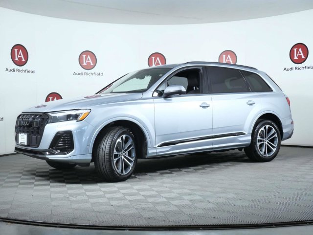 Used 2025 Audi Q7 45 Premium Plus SUV