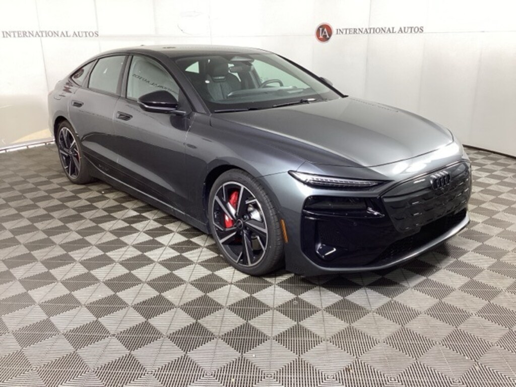New 2025 Audi S6 Sportback e-tron Prestige Sedan