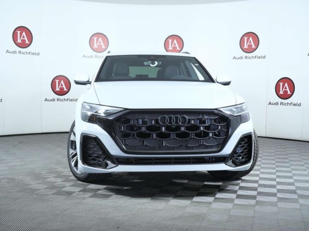New 2026 Audi Q8 SUV