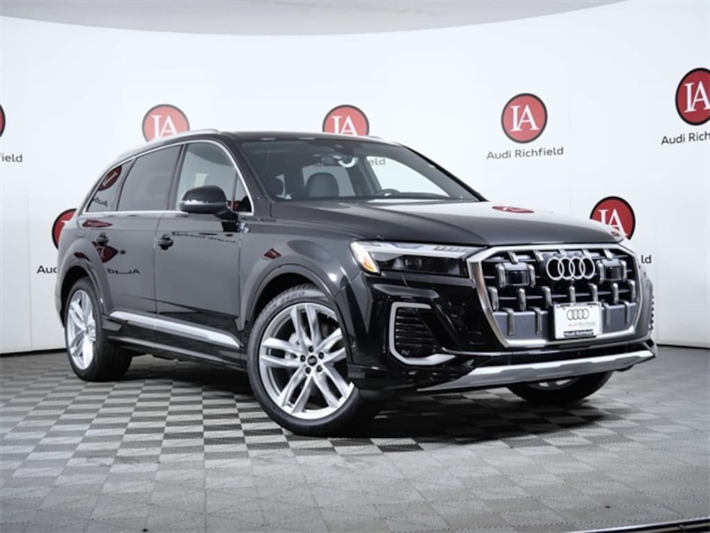 New 2025 Audi Q7 55 Prestige SUV