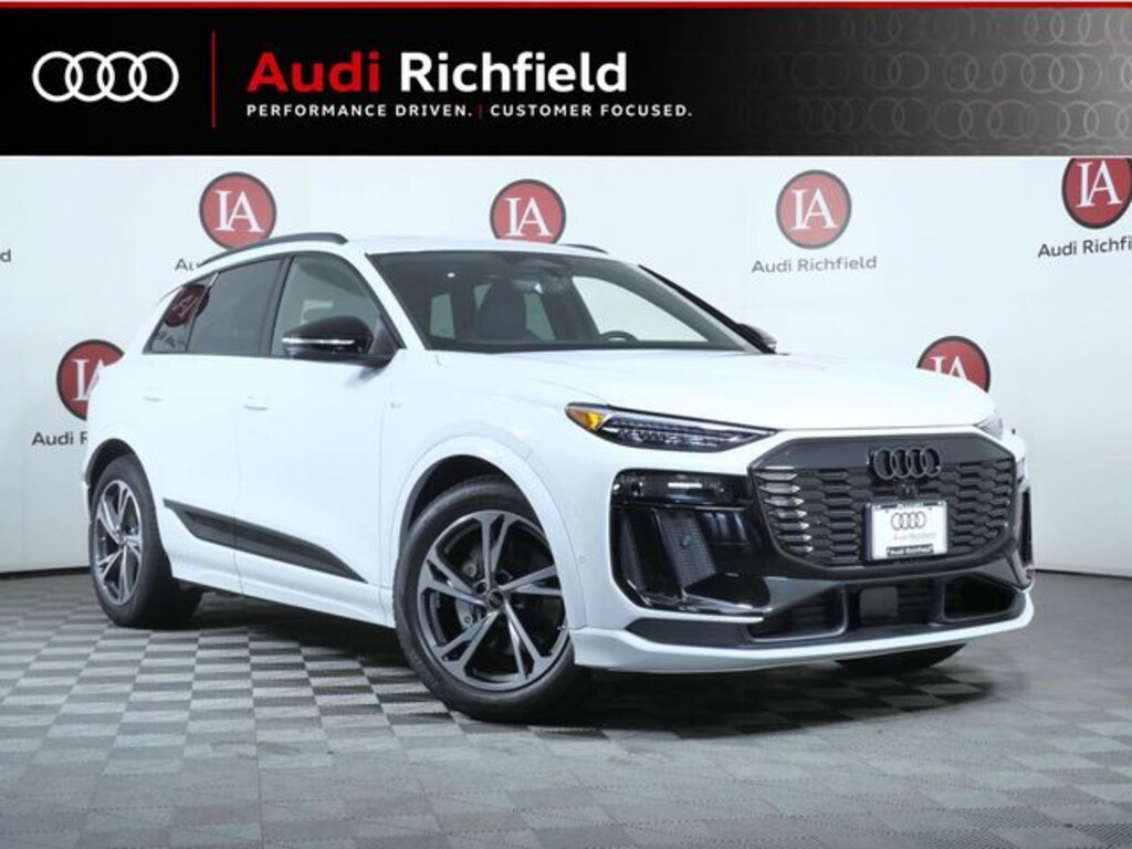 New 2027 Audi Q6 e-tron SUV