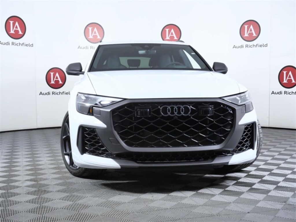 New 2026 Audi RS Q8 4.0T performance SUV