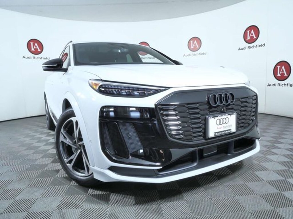 New 2027 Audi Q6 e-tron SUV