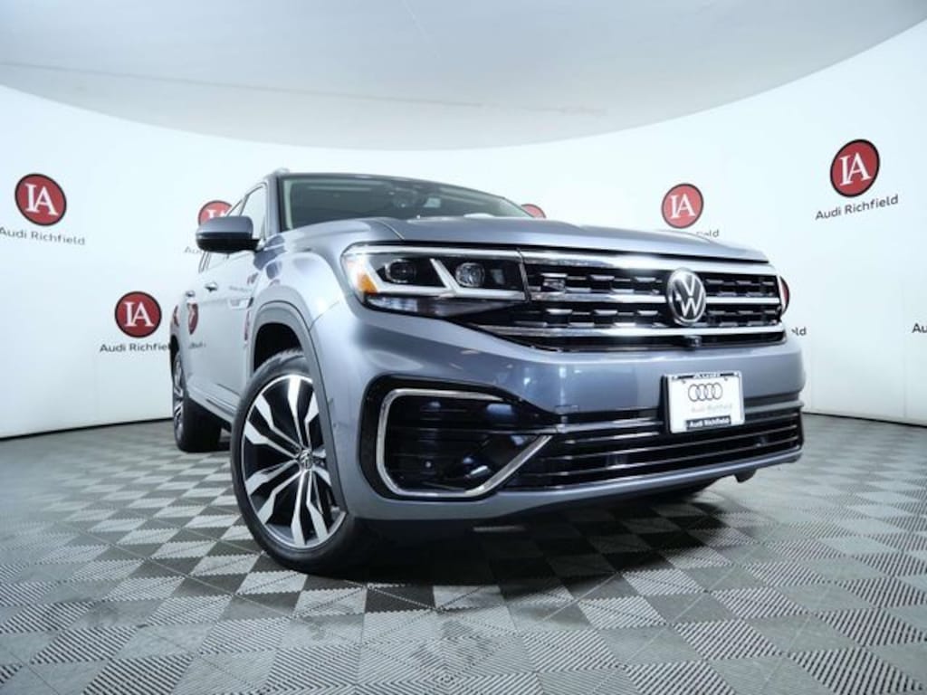 Used 2023 Volkswagen Atlas 3.6L V6 SEL Premium R-Line SUV