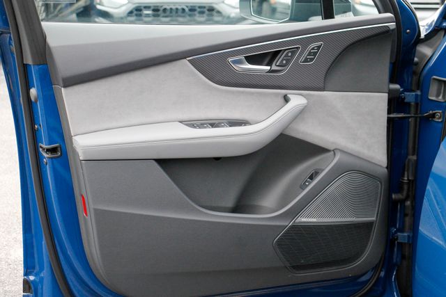 New 2026 Audi SQ7 Prestige SUV