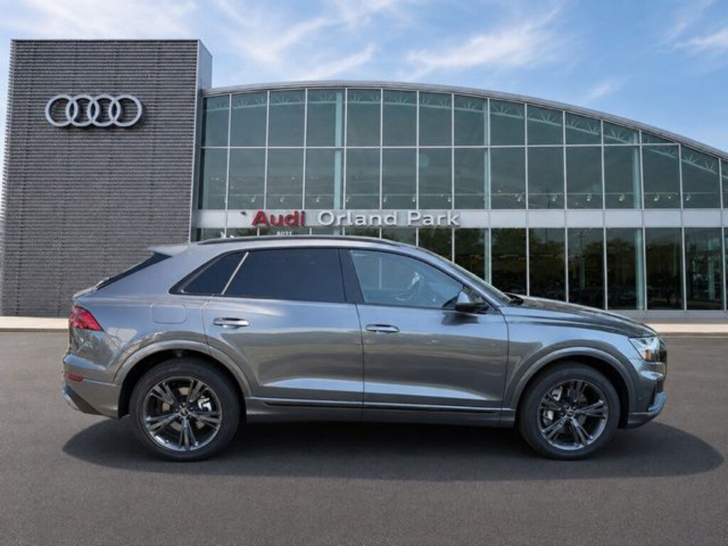 New 2026 Audi Q8 SUV