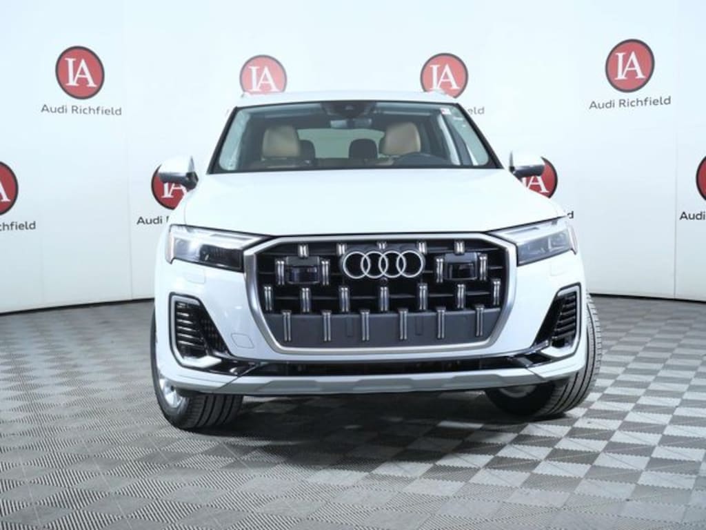 Used 2025 Audi Q7 55 Premium Plus SUV