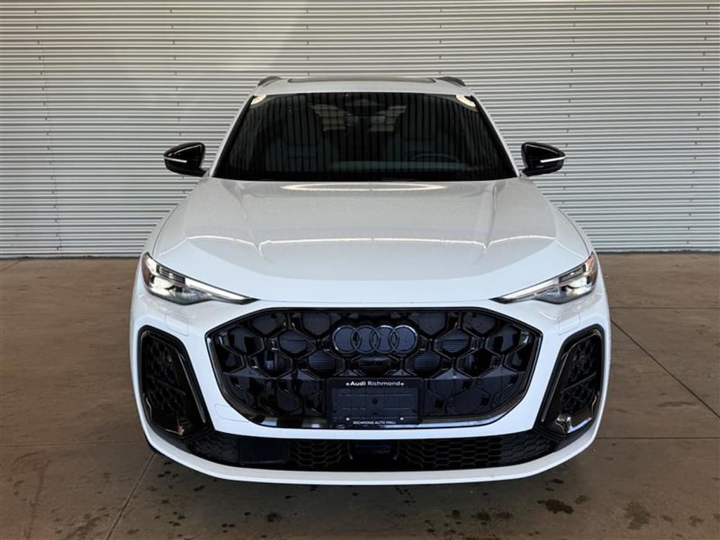 New 2025 Audi 2.0T Technik SUV