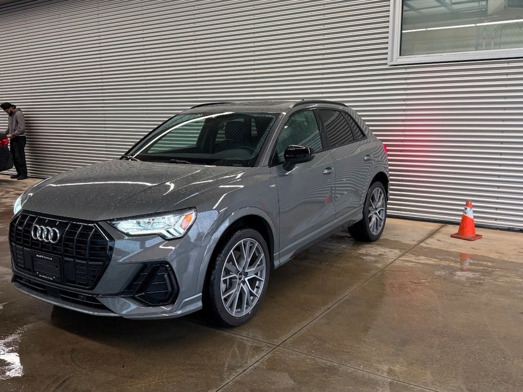 Used 2023 Audi 45 Technik SUV