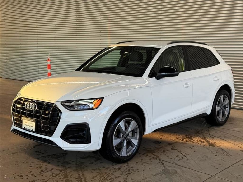 Used 2024 Audi 45 Komfort SUV