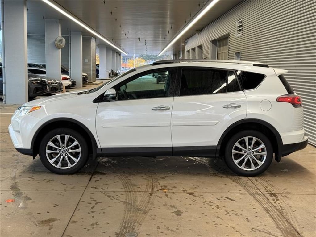 Used 2017 Toyota Limited SUV