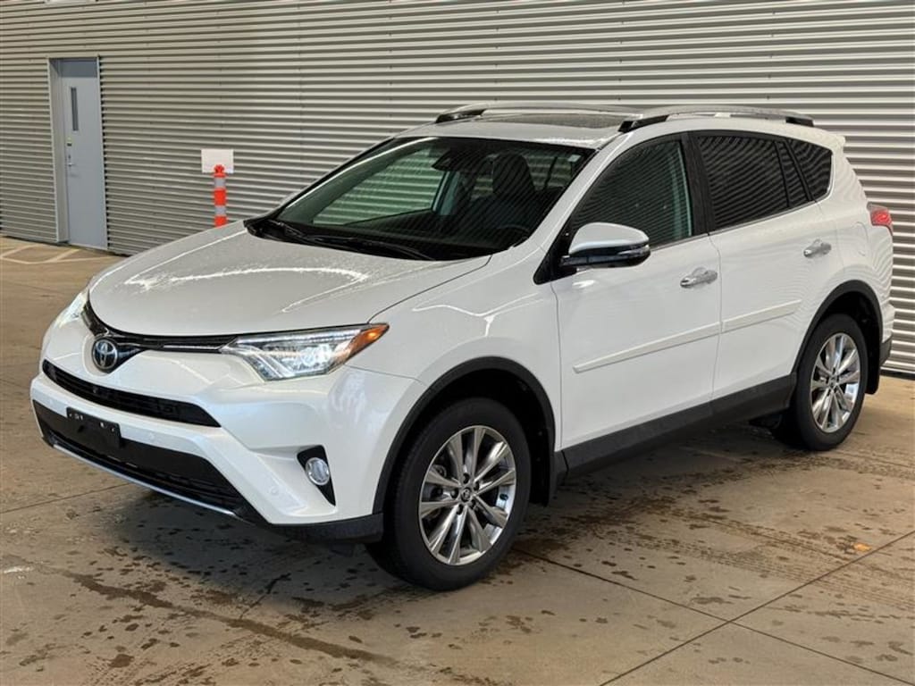 Used 2017 Toyota Limited SUV