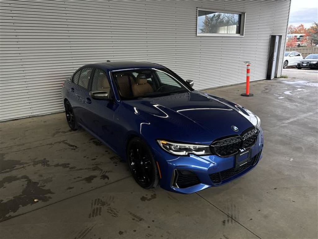 Used 2020 BMW xDrive Sedan