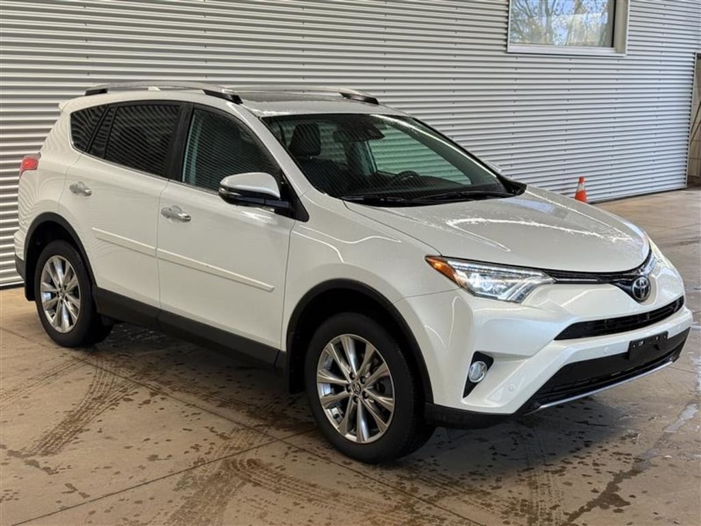 Used 2017 Toyota Limited SUV