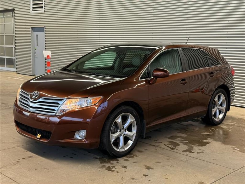 Used 2012 Toyota AWD V6 (A6) SUV