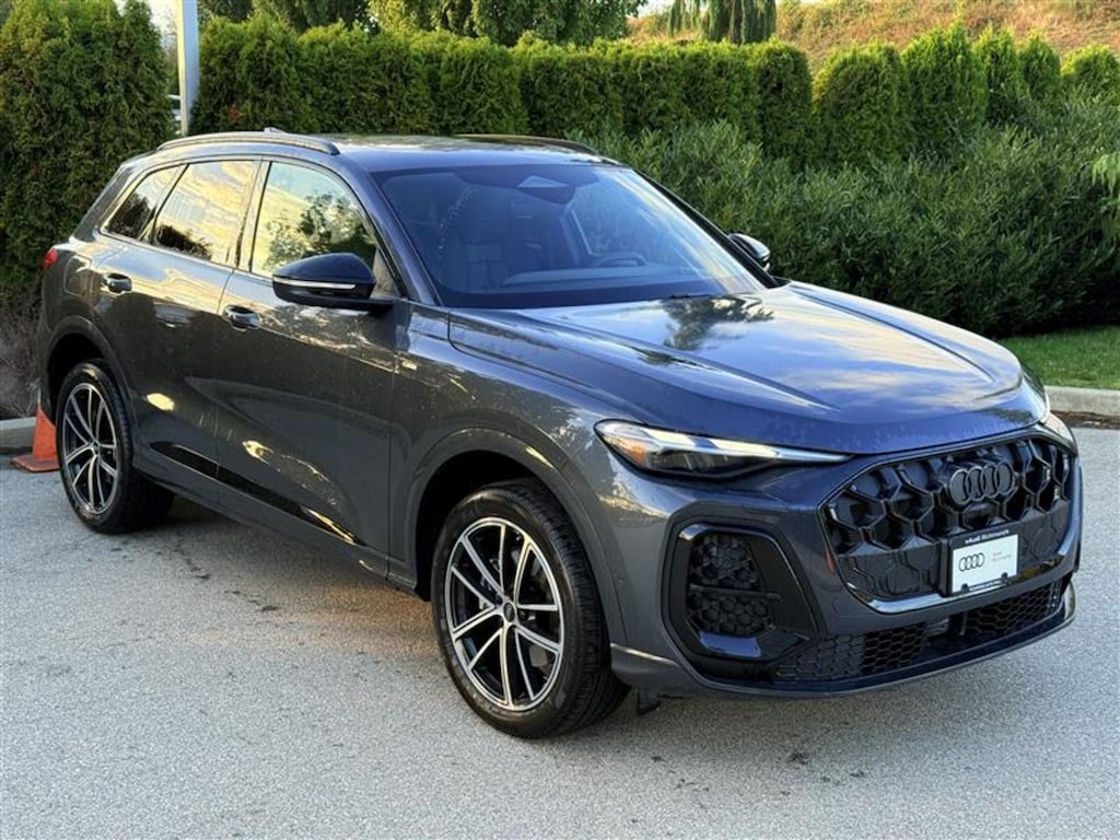 New 2025 Audi 2.0T SUV