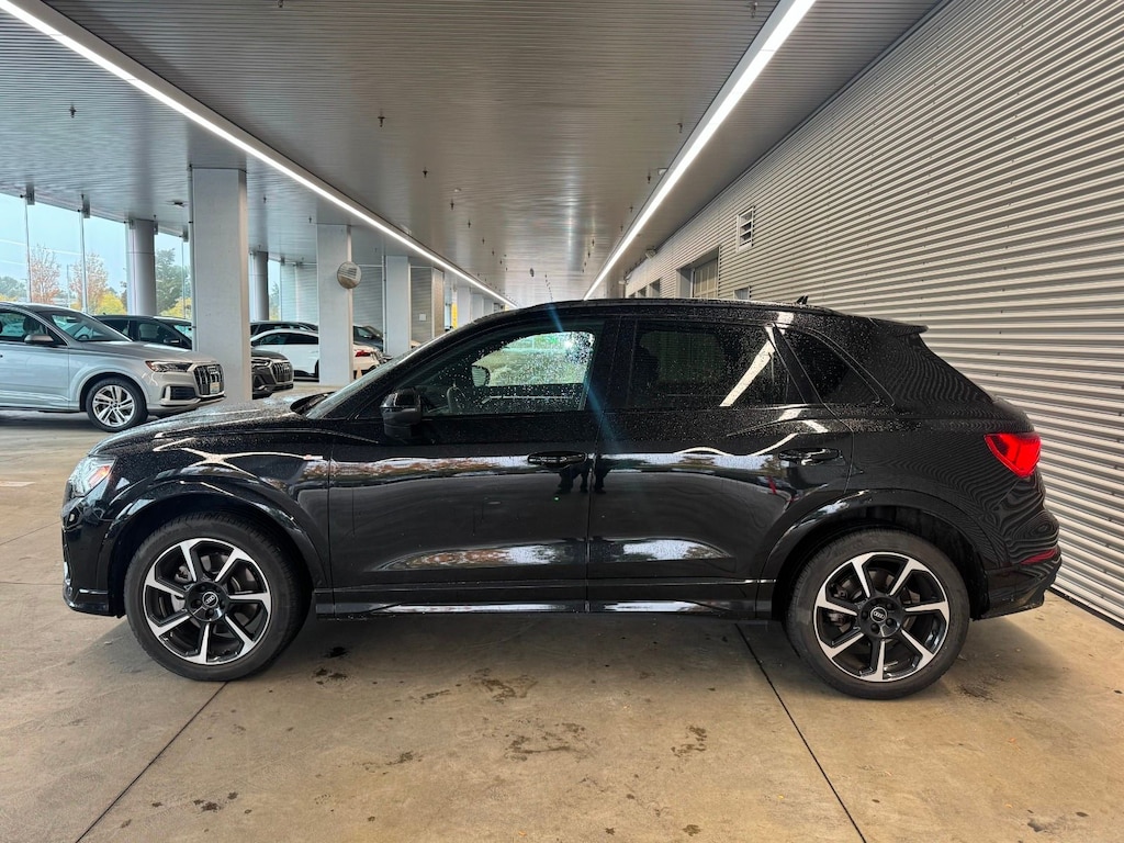 Used 2023 Audi 45 Technik SUV