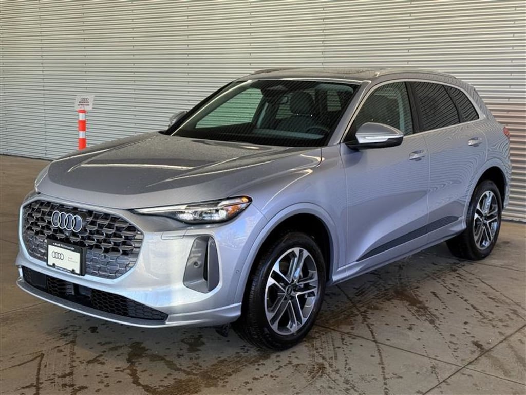 New 2025 Audi 2.0T Progressiv SUV