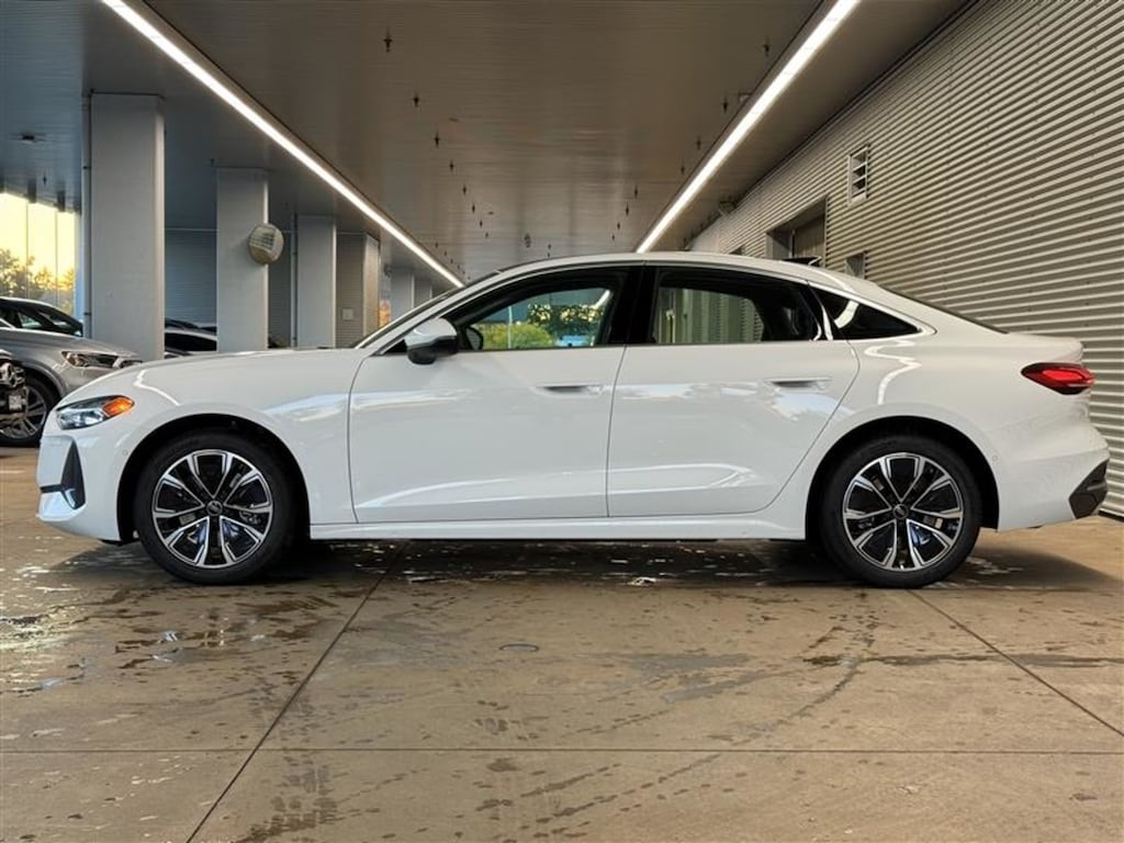 New 2025 Audi 2.0T Technik Sportback