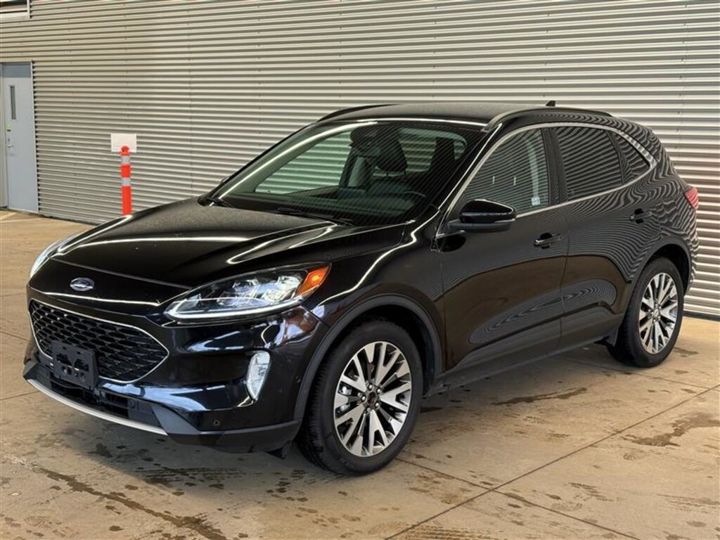 Used 2020 Ford  Titanium Hybrid SUV