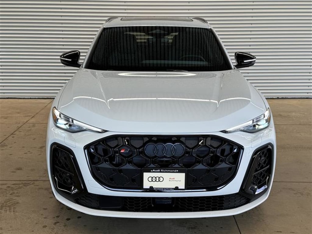 New 2025 Audi  3.0T Progressiv SUV