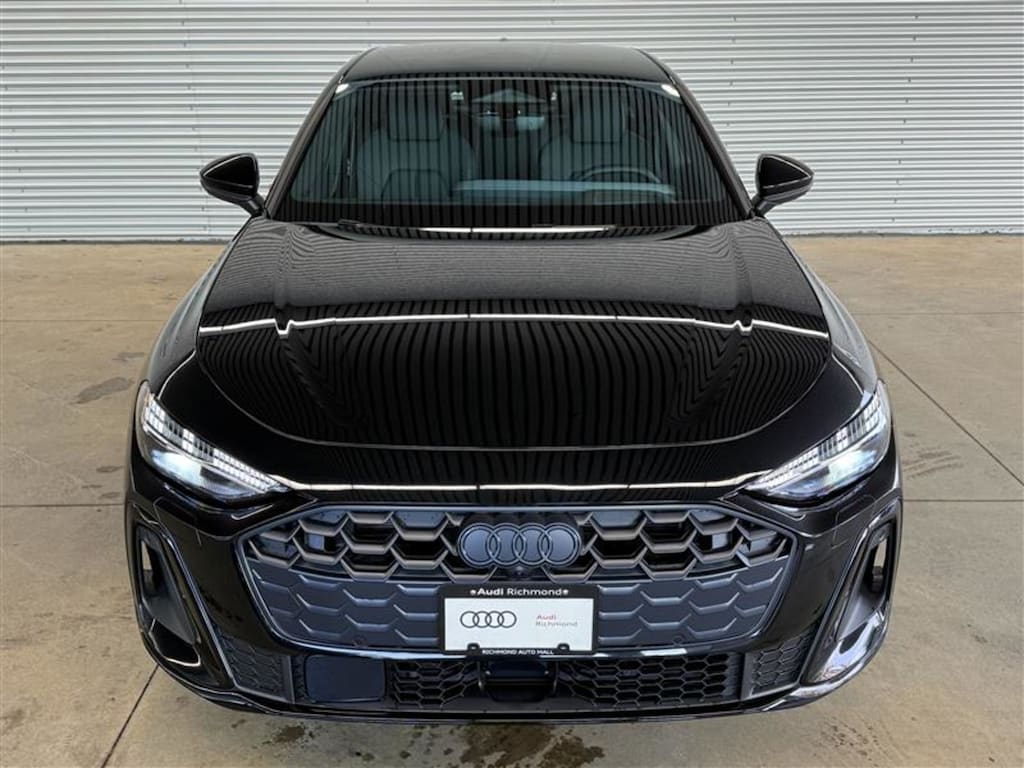 New 2025 Audi 2.0T Technik Sportback