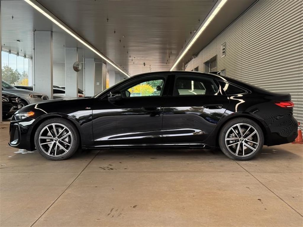 New 2025 Audi 2.0T Technik Sportback