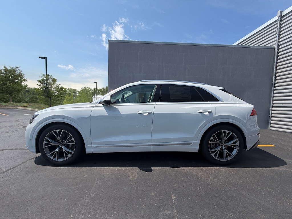 New 2026 Audi Q8 SUV