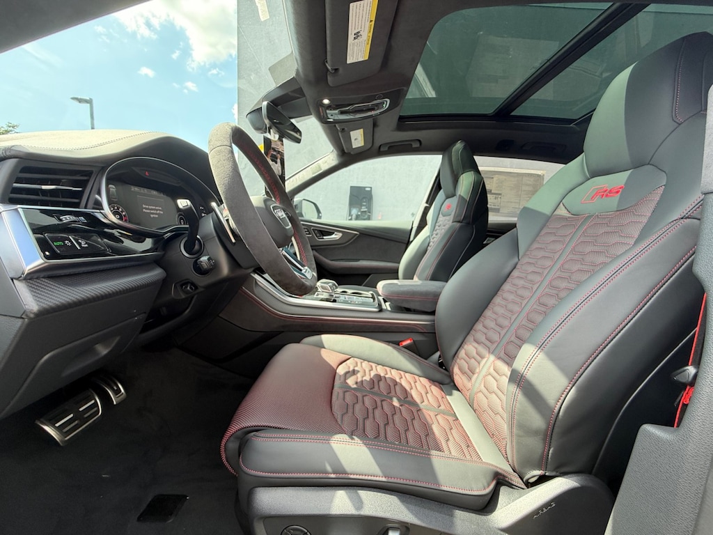 New 2026 Audi RS Q8 SUV
