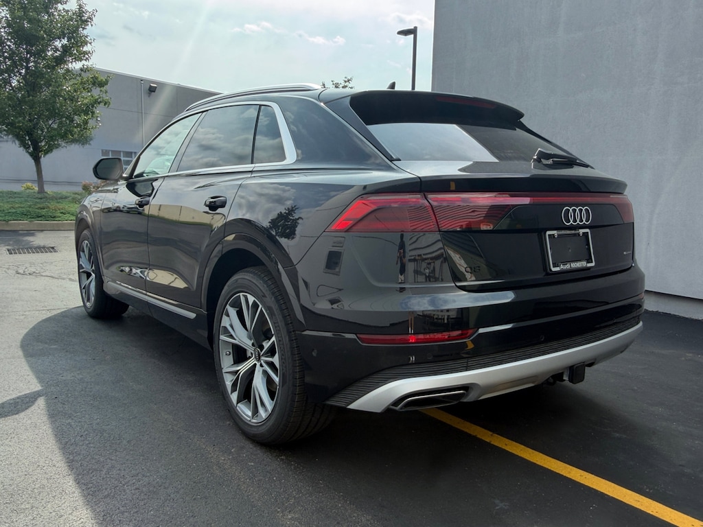 New 2026 Audi Q8 SUV