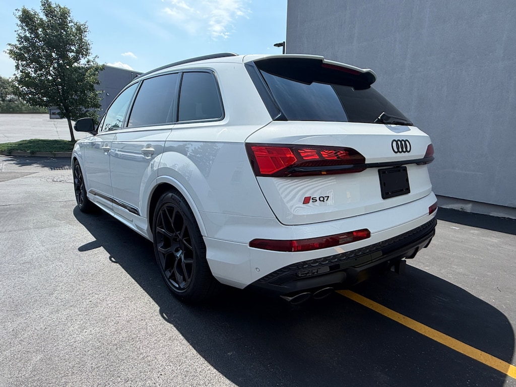 New 2026 Audi SQ7 SUV
