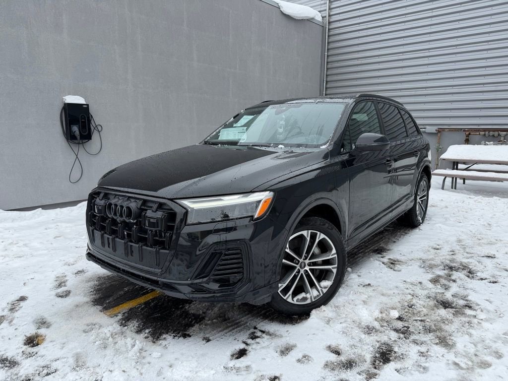 New 2026 Audi Q7 45 Premium Plus SUV