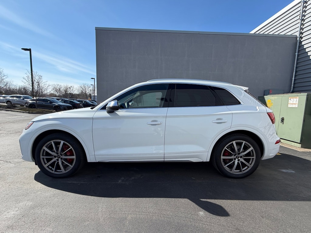 New 2025 Audi SQ5 Premium Plus SUV