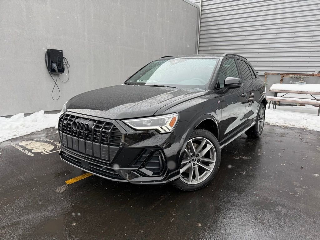 New 2025 Audi Q3 Premium SUV