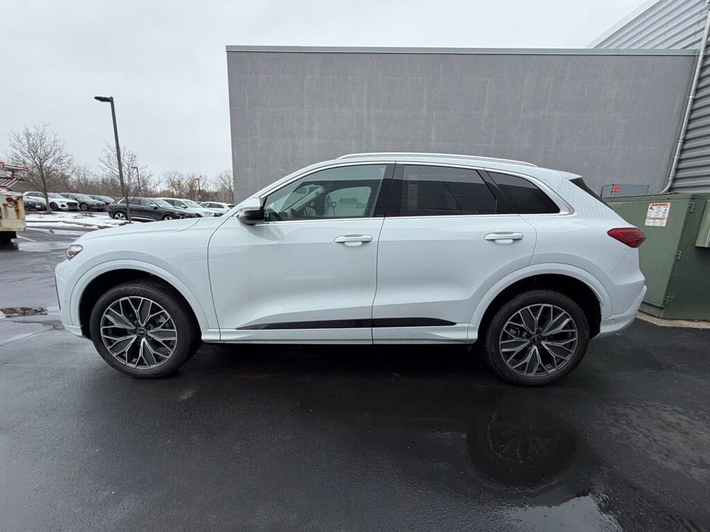 New 2025 Audi Q5 Premium Plus SUV