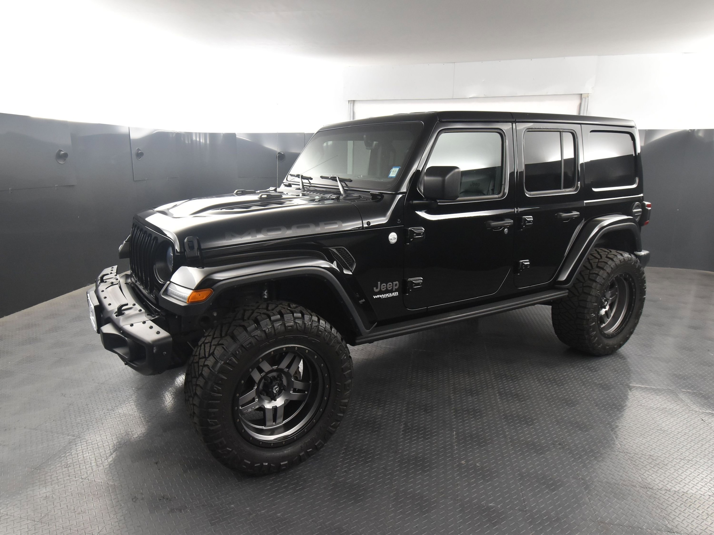 Used 2019 Jeep Wrangler Unlimited Moab with VIN 1C4HJXEG9KW514587 for sale in Rochester, NY