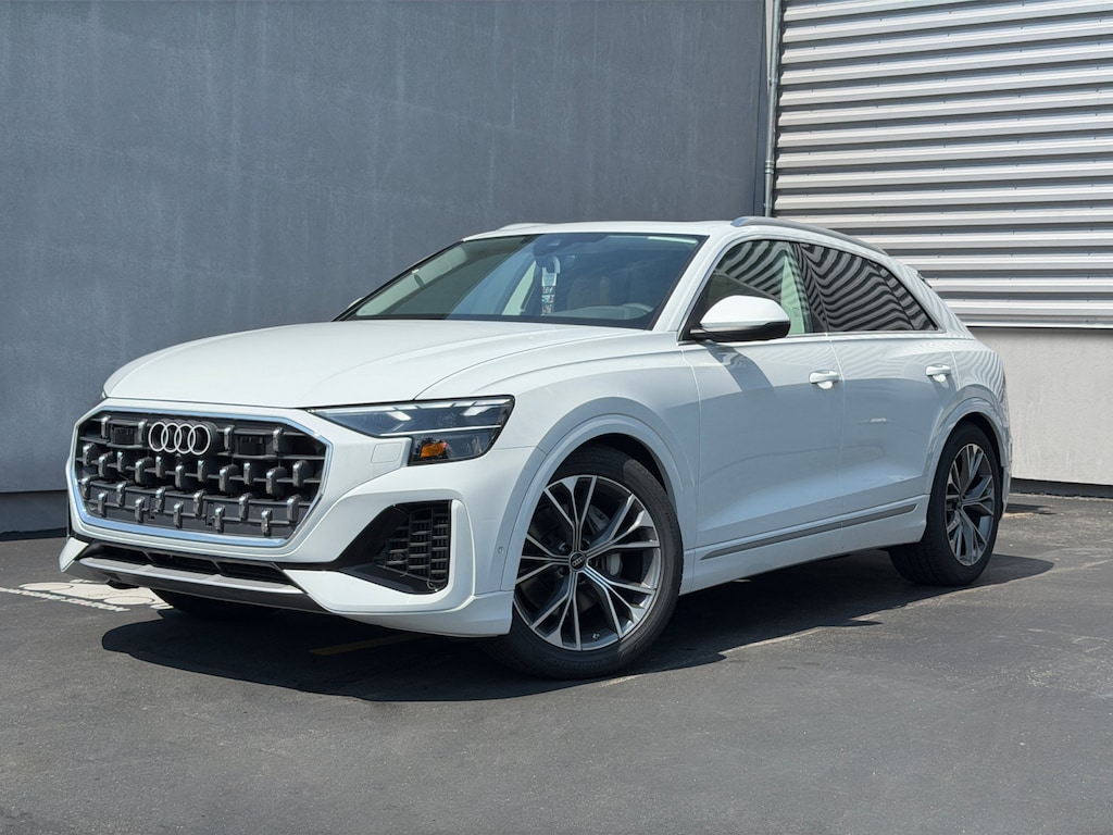New 2026 Audi Q8 SUV