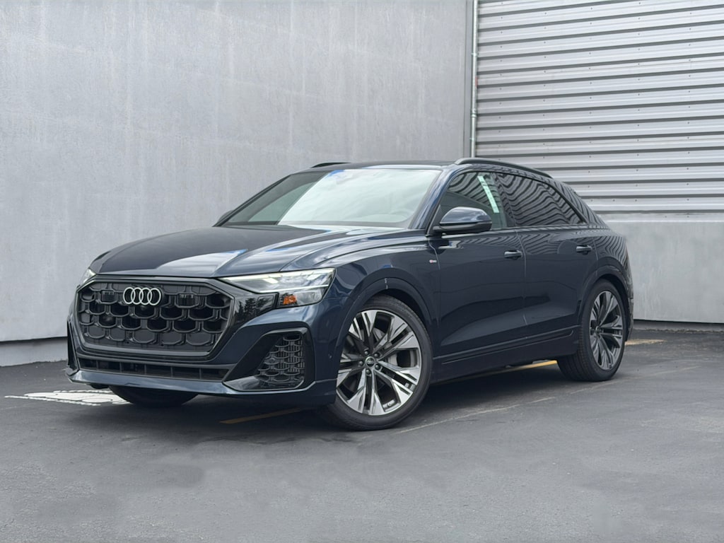 New 2026 Audi Q8 SUV