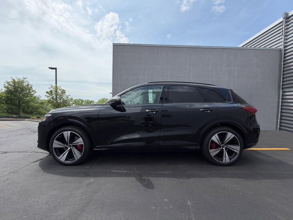 New 2026 Audi SQ5 SUV