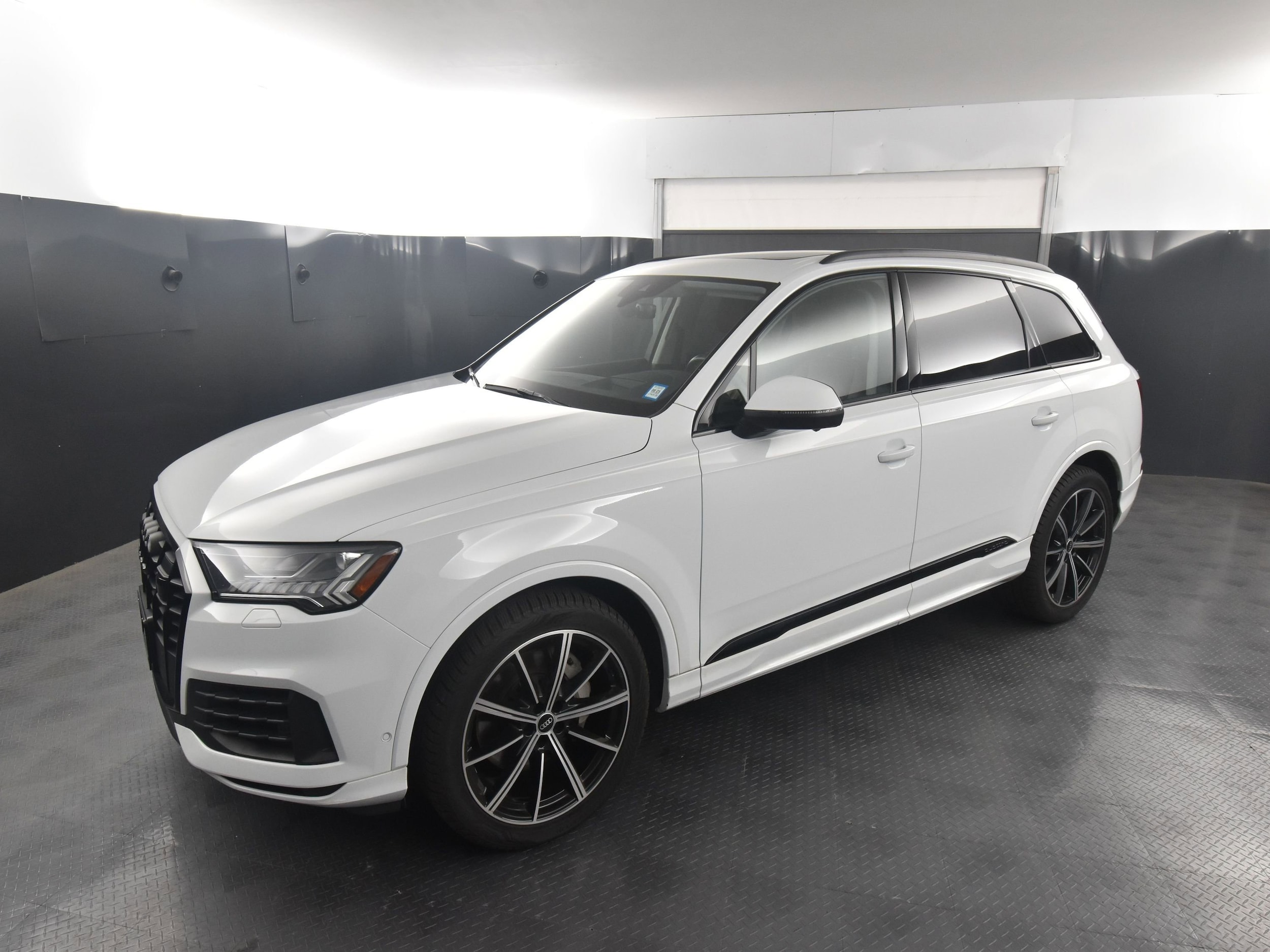 Used 2021 Audi Q7 Prestige with VIN WA1VXAF73MD038407 for sale in Rochester, NY