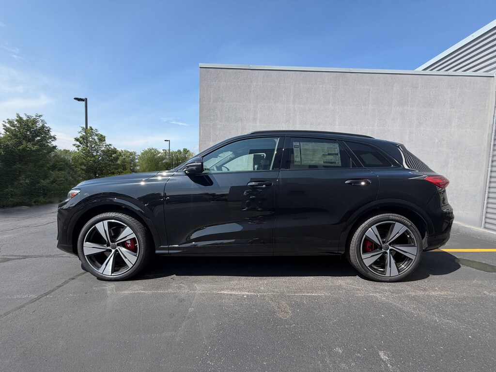 New 2026 Audi SQ5 SUV