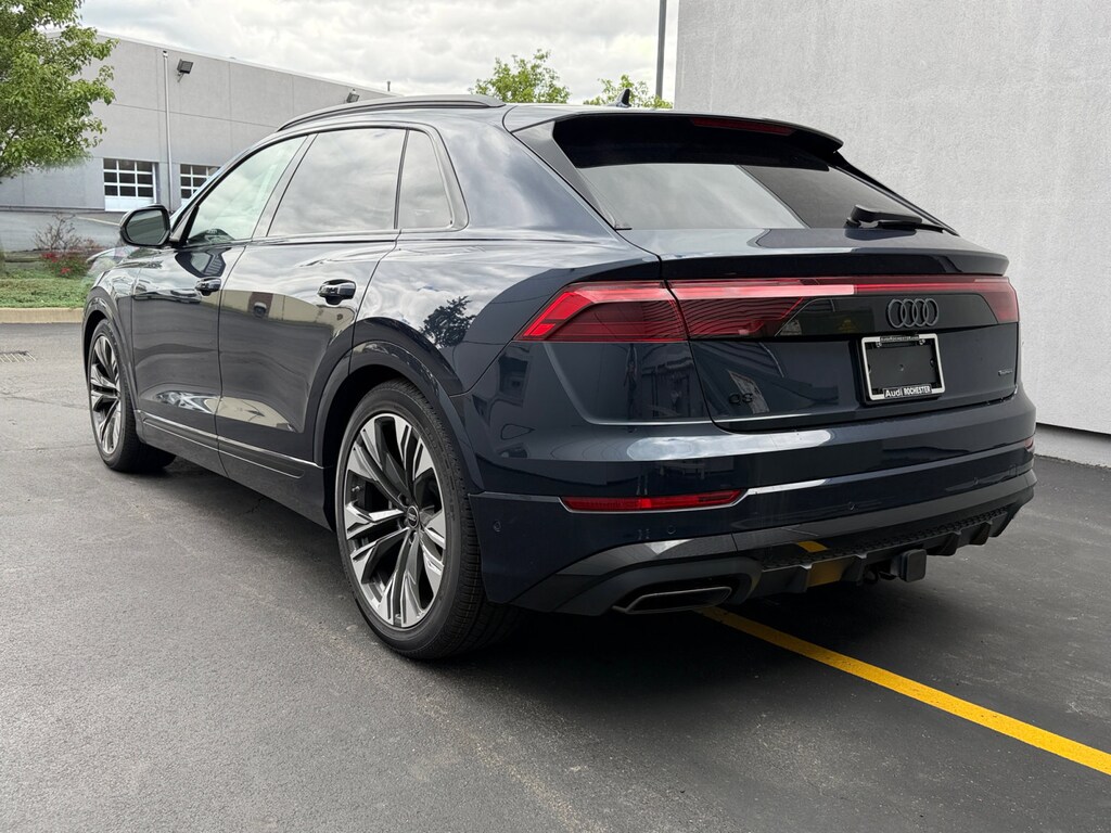 New 2026 Audi Q8 SUV