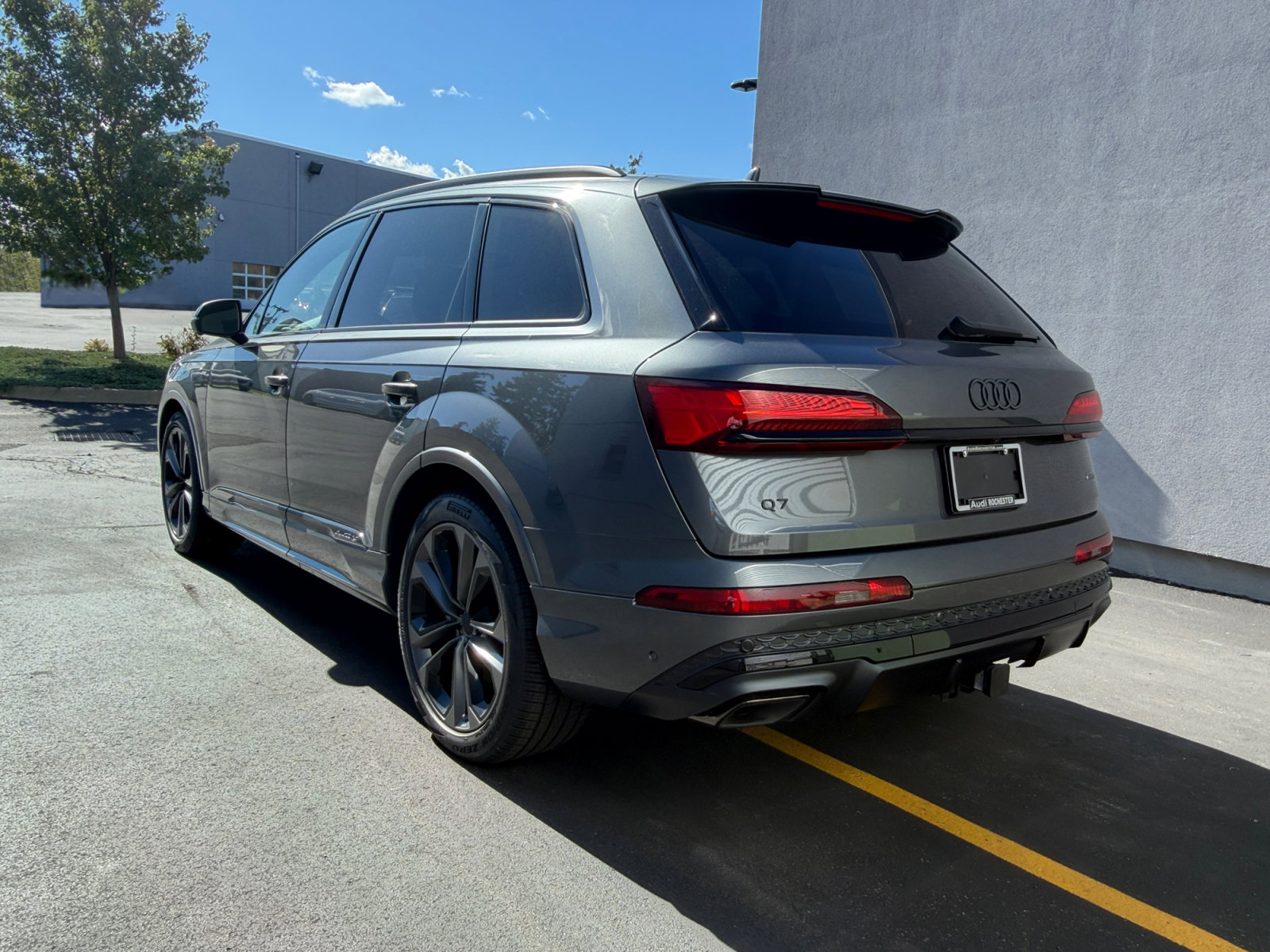 New 2026 Audi Q7 SUV